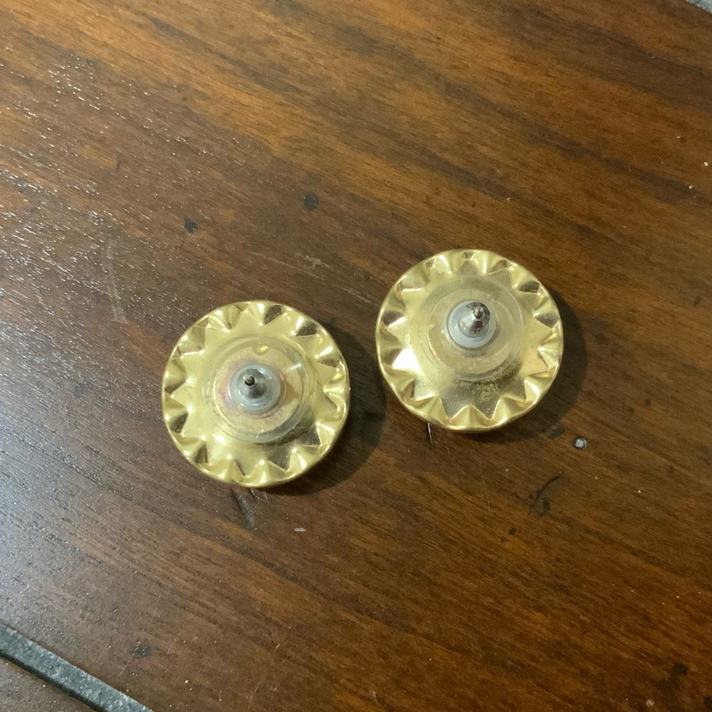 Pearl Rhinestone Stud Earrings - Picture 3 of 4